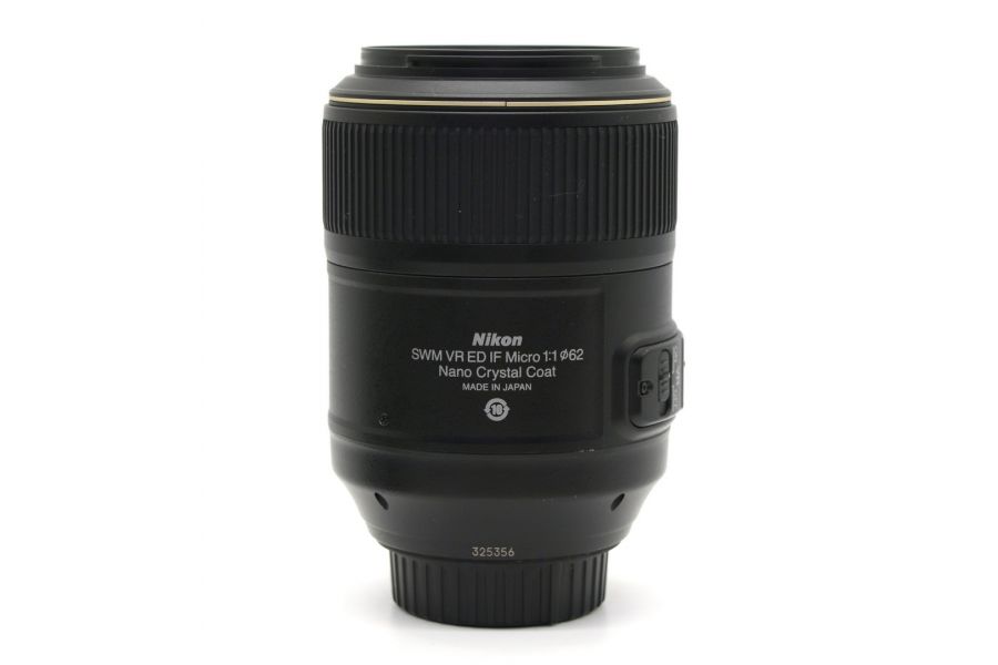 Nikon 105mm f/2.8G AF-S IF-ED VR Micro-Nikkor